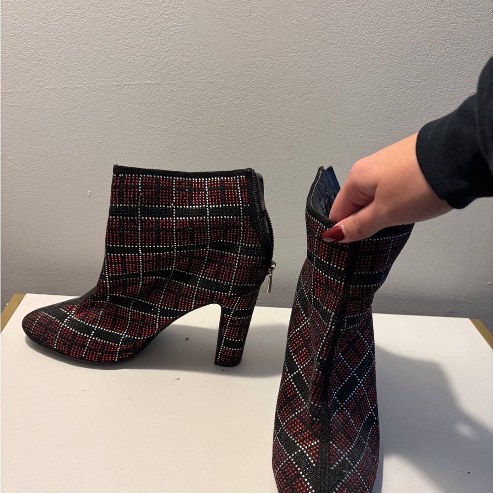 Sparkly Plaid Ankle Boots - Black and Red